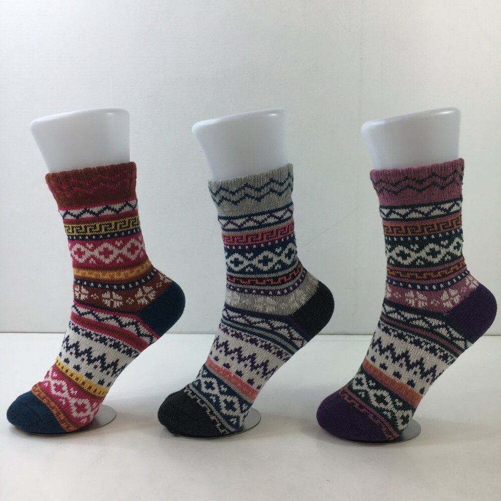 Womens Crew Socks Fair Isle Nordic Pattern Black Red Gray White